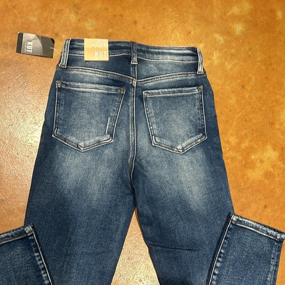 NWT Kut From the Kloth ankle straight leg Jean. Size 00. Waist flat 12.5”. - Picture 6 of 7